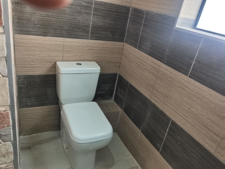 5 Bedroom Property for Sale in Royalston Residential Estate and Wildlife Reserve Eastern Cape